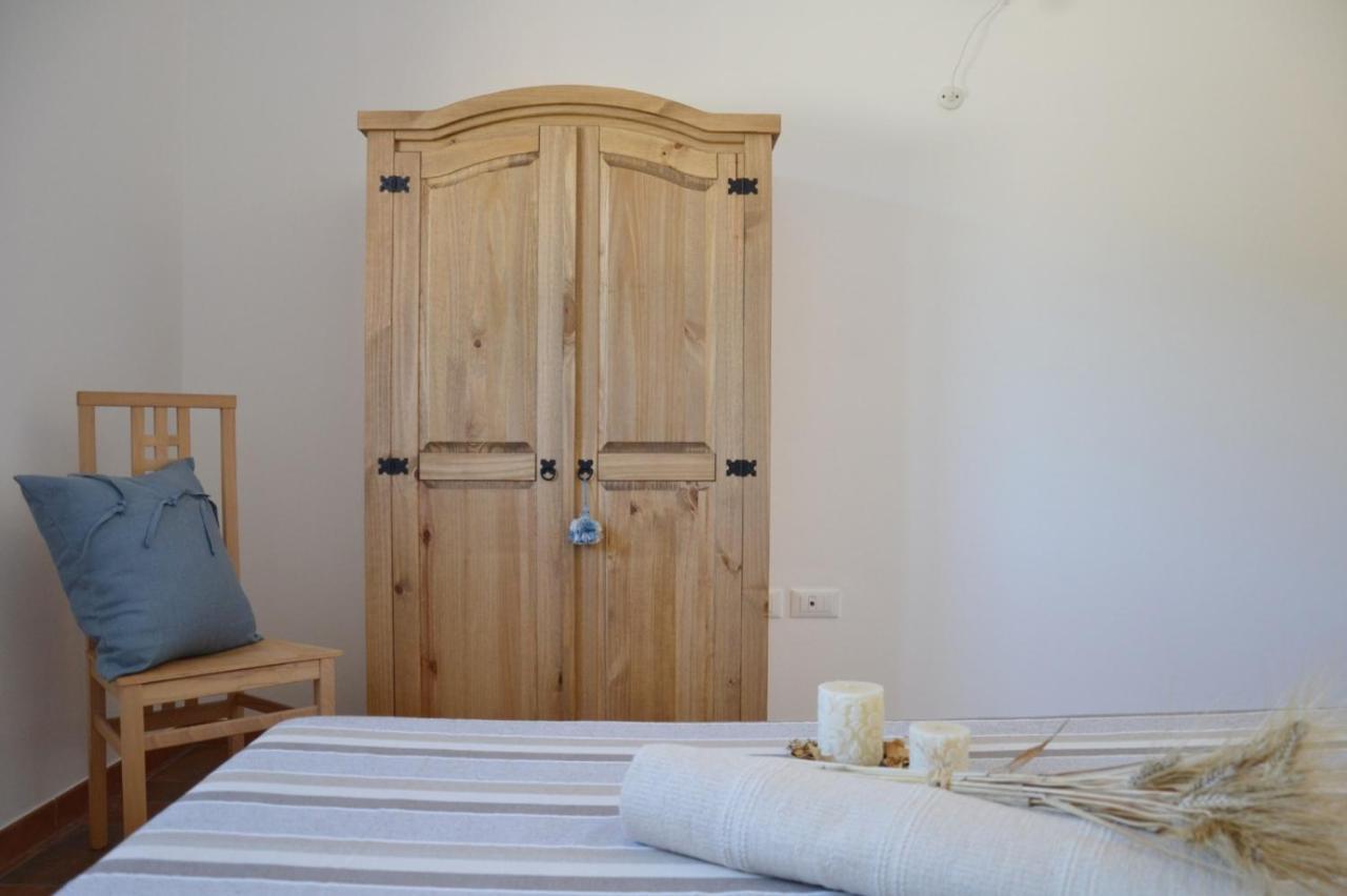 Agriturismo Il Vecchio Mandorlo Кастильоне дела Пеская Екстериор снимка