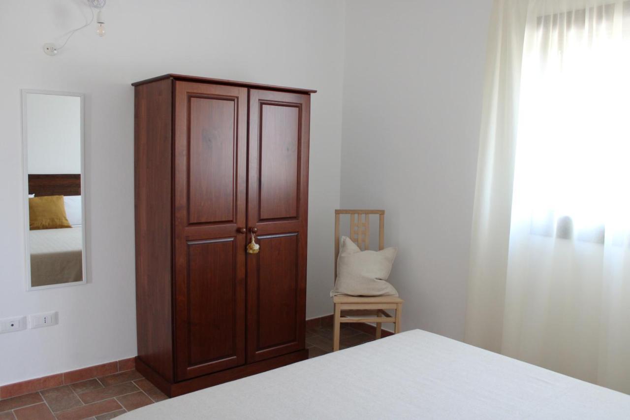 Agriturismo Il Vecchio Mandorlo Кастильоне дела Пеская Екстериор снимка