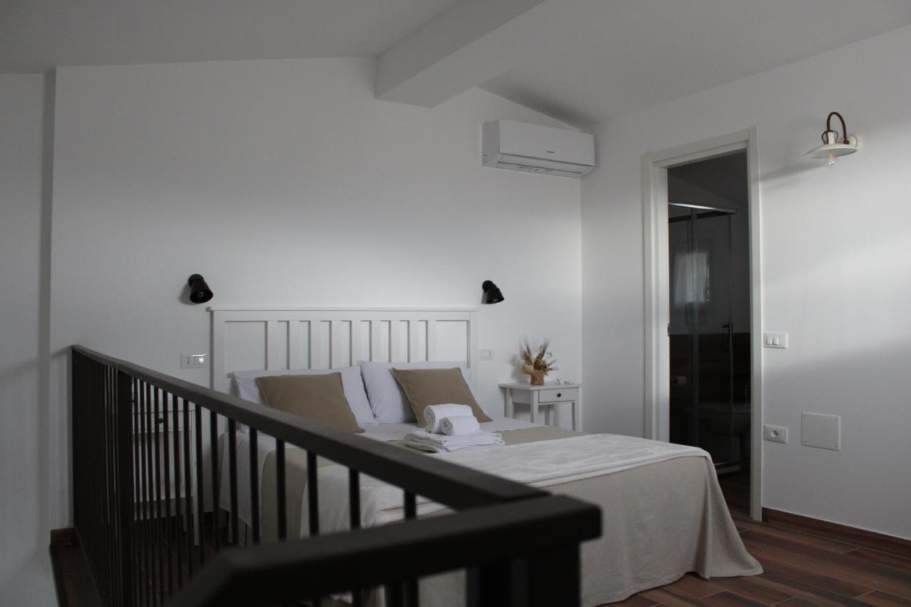 Agriturismo Il Vecchio Mandorlo Кастильоне дела Пеская Екстериор снимка